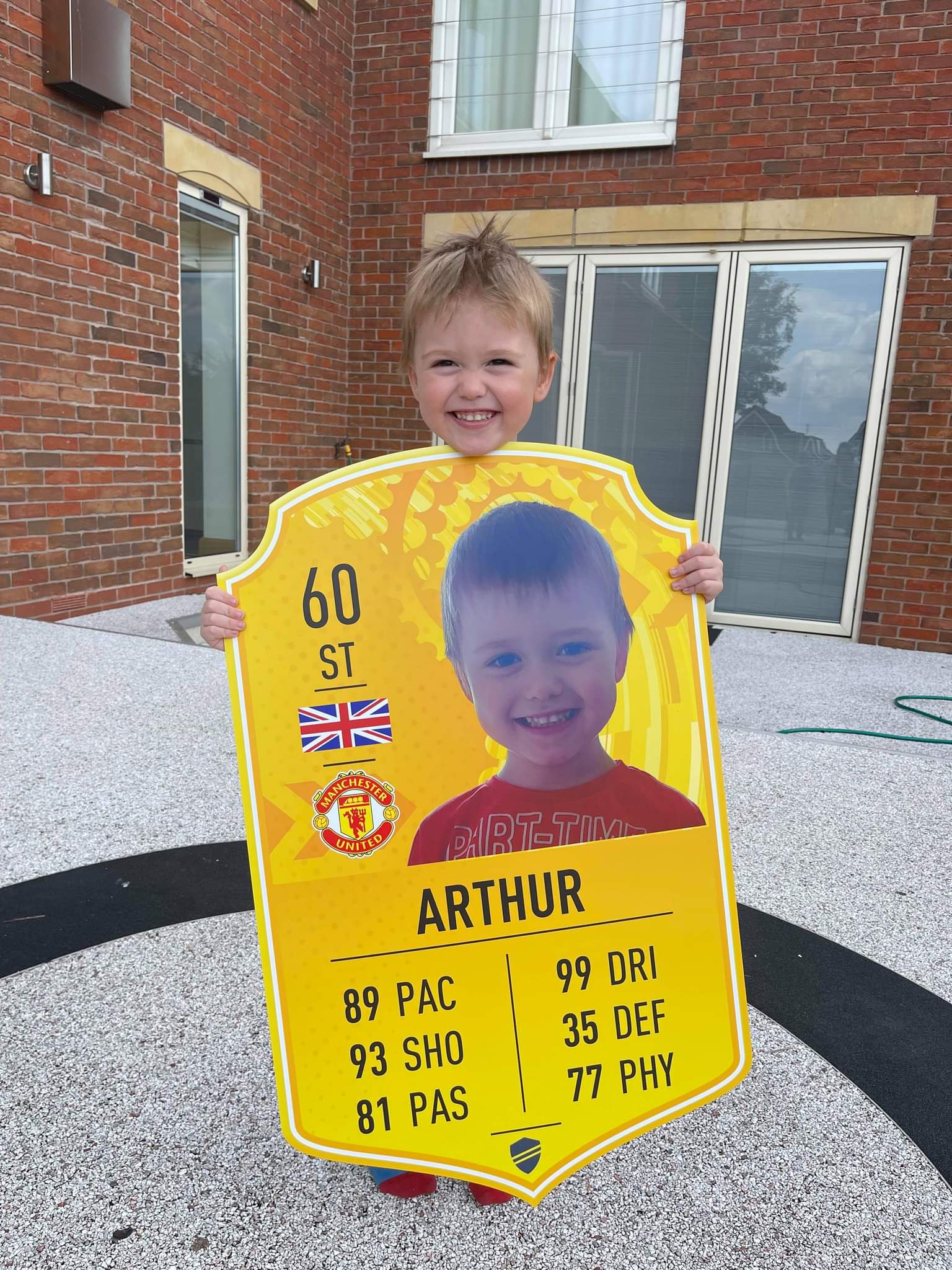 Arthur with his card