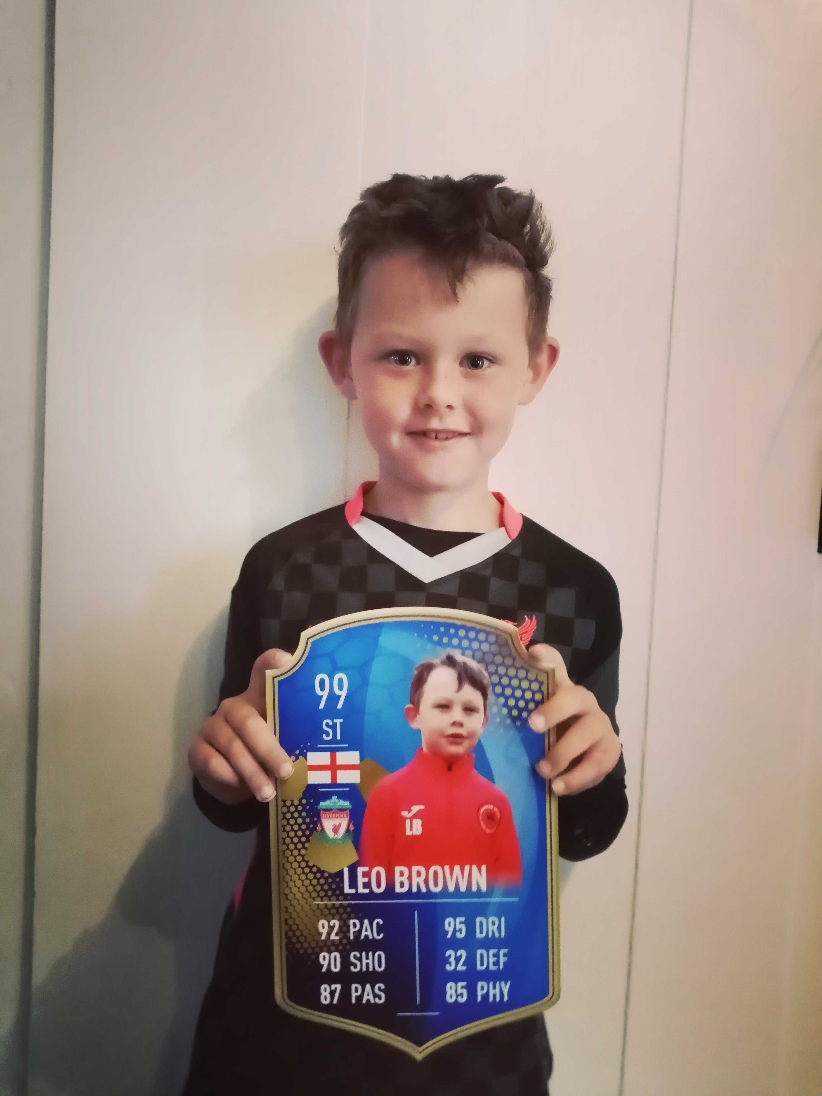 Leo with his card